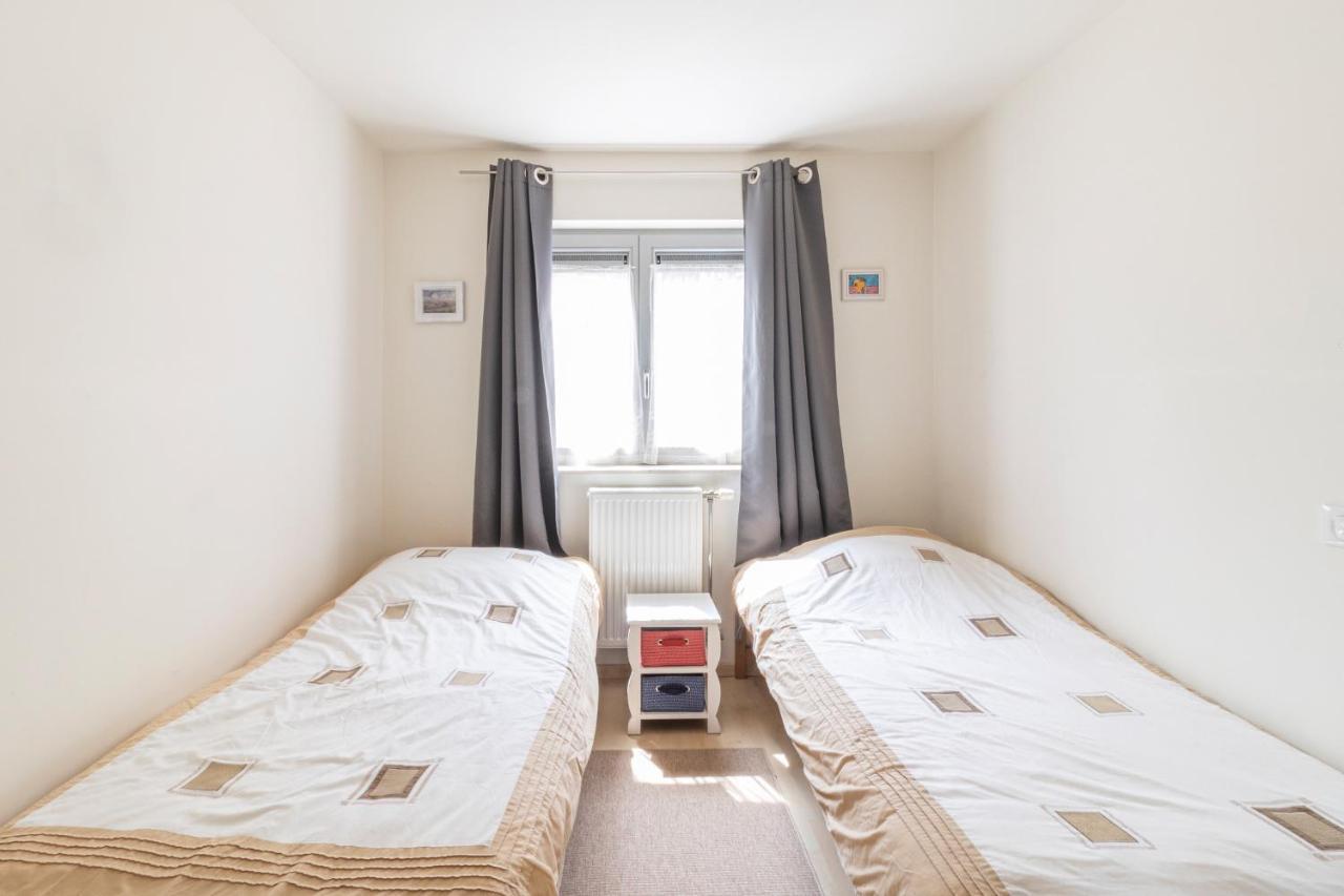 Appartement Zonnig Aan Zee In Mariakerke