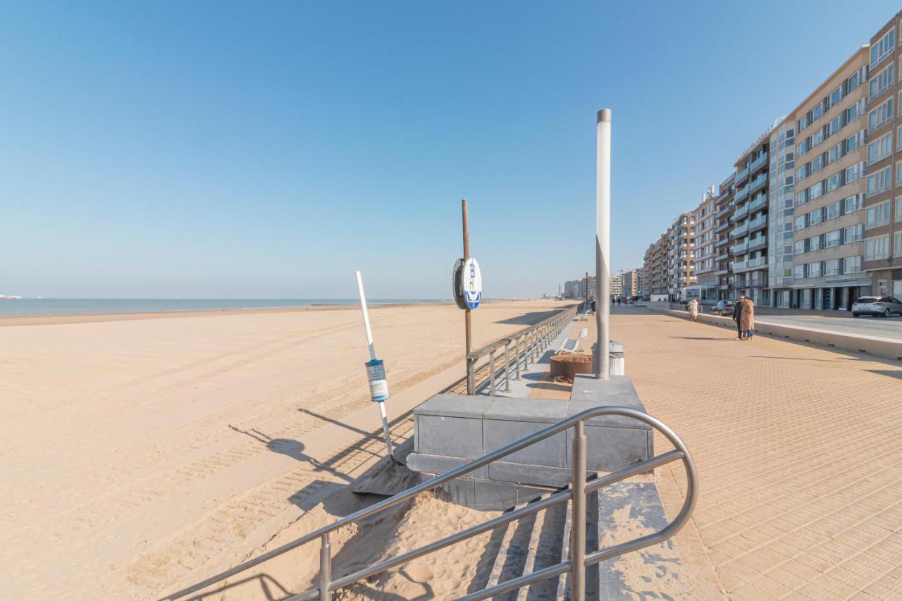 Zonnig Aan Zee In Mariakerke * Oostende